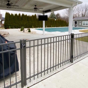 metal pool fencing