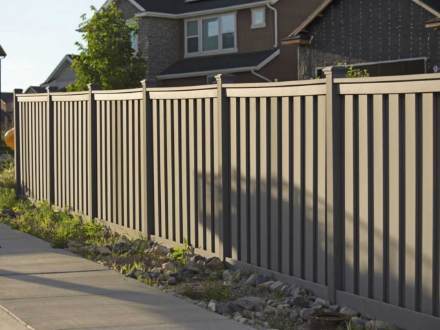 Vinyl Fence Custom