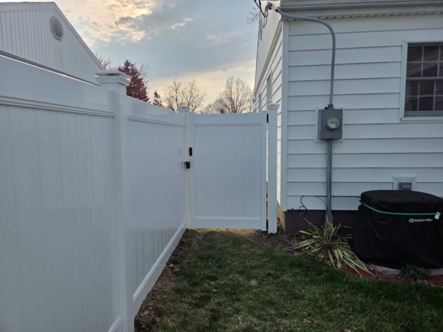 White Vinyl Privacy Fence Vinyl Privacy Fence Installation
